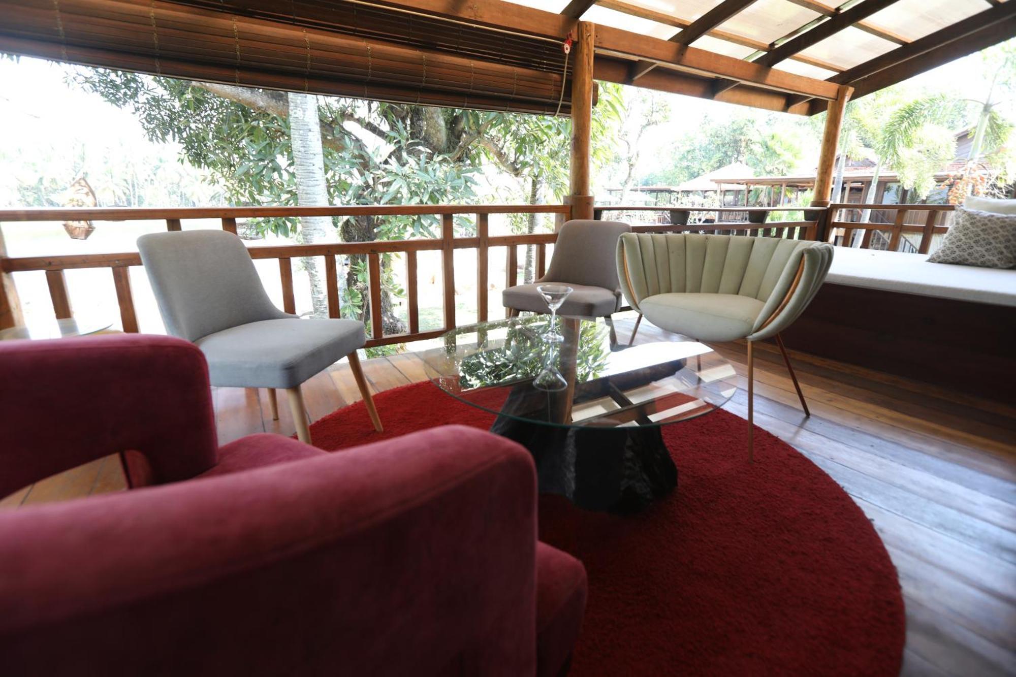 Devi Kampot Resort At Phum Kampot Exterior photo