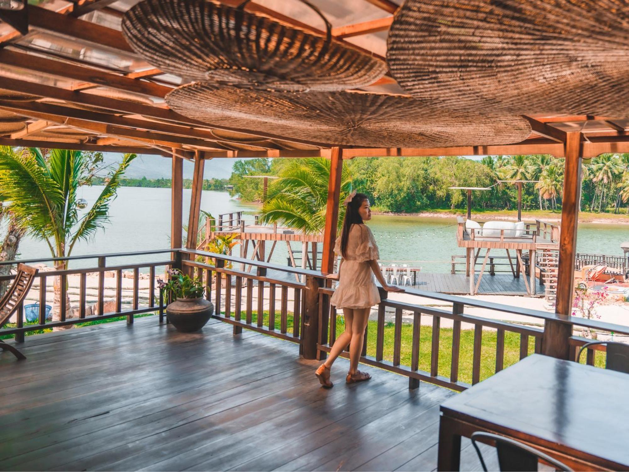 Devi Kampot Resort At Phum Kampot Room photo