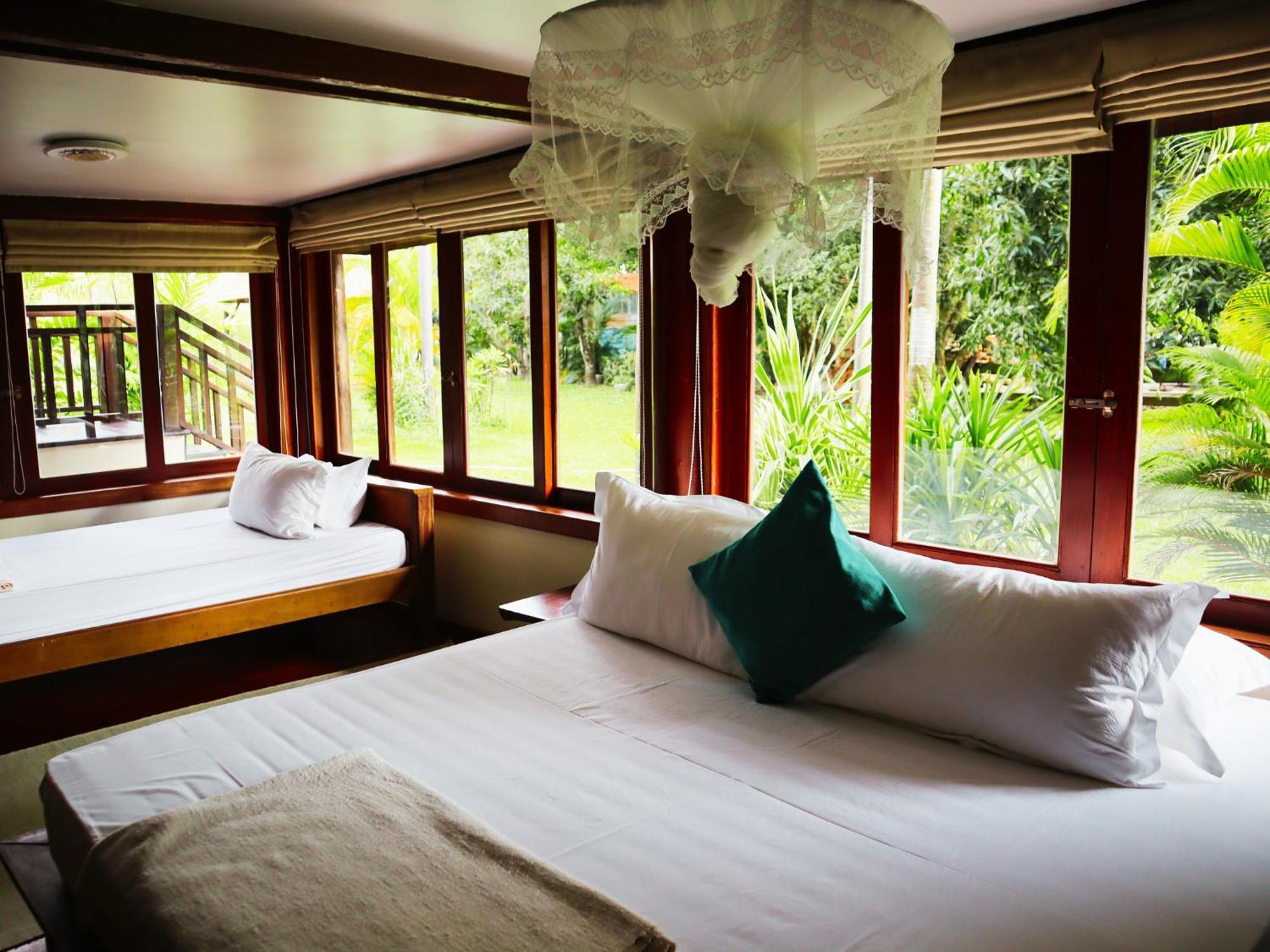 Devi Kampot Resort At Phum Kampot Exterior photo