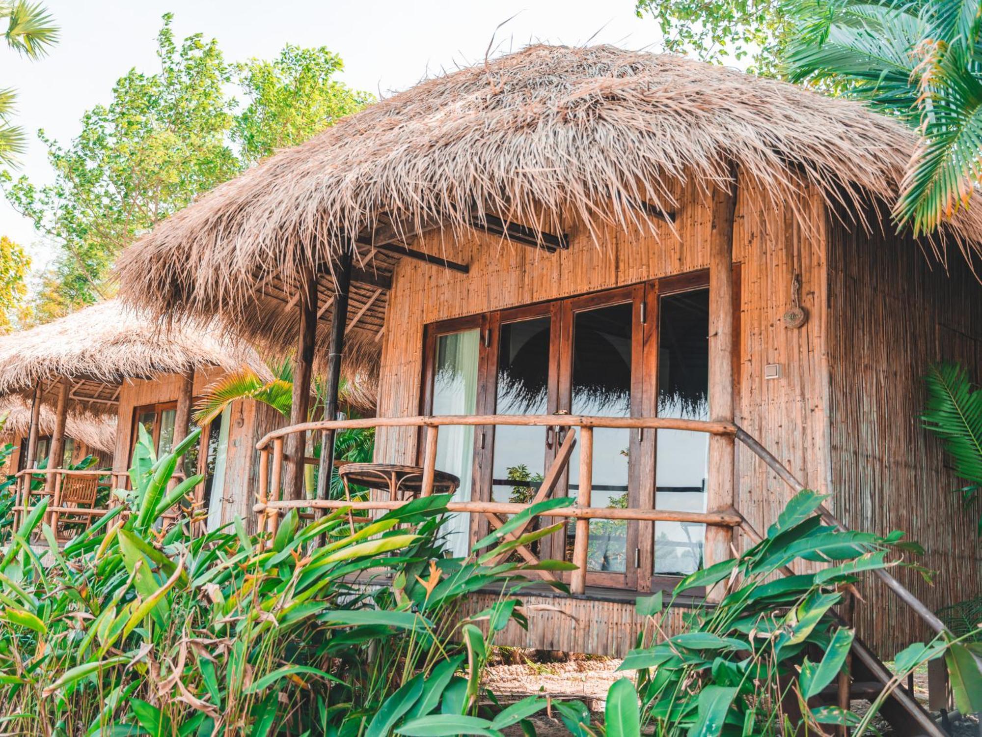 Devi Kampot Resort At Phum Kampot Exterior photo