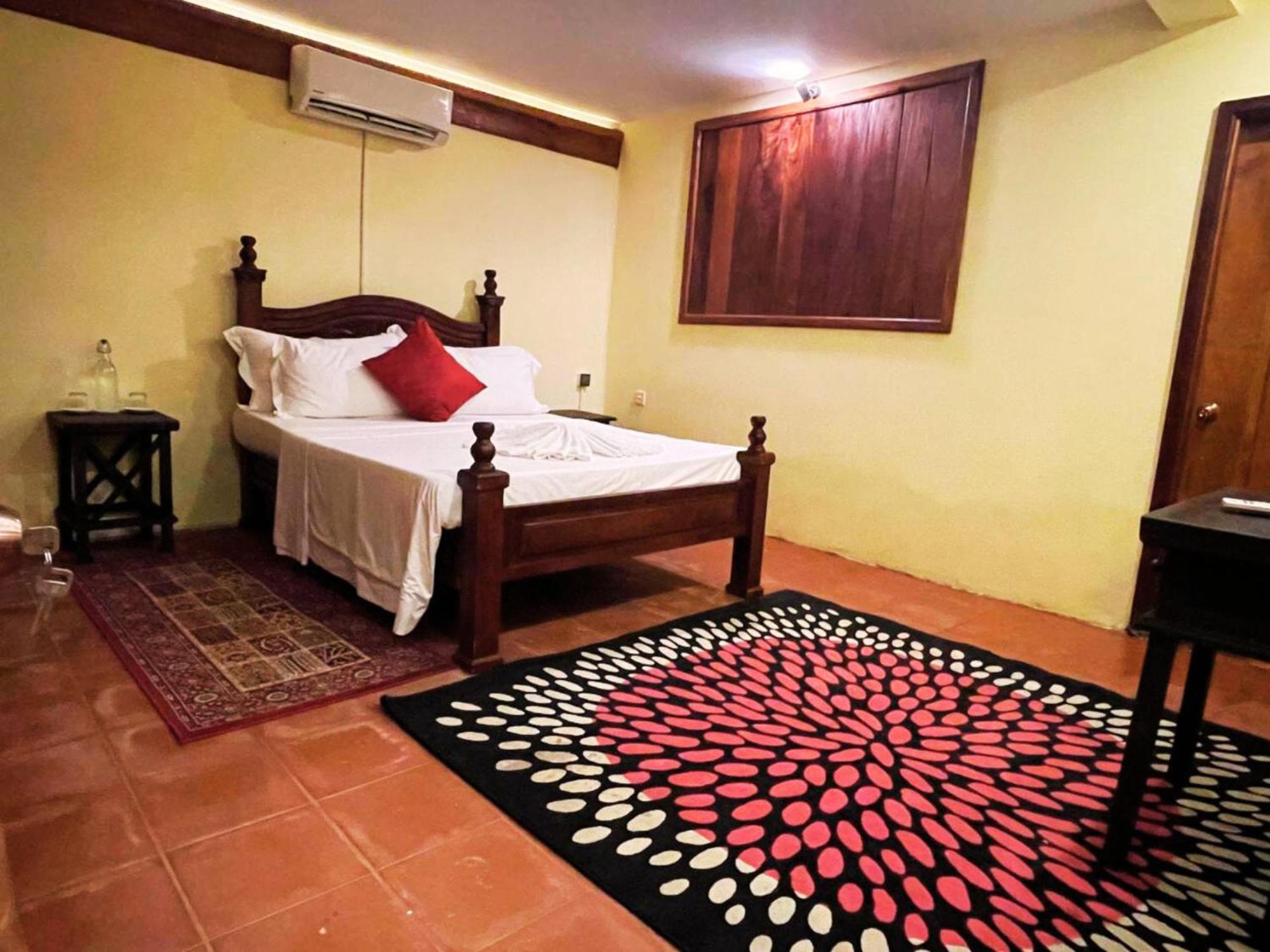 Devi Kampot Resort At Phum Kampot Room photo