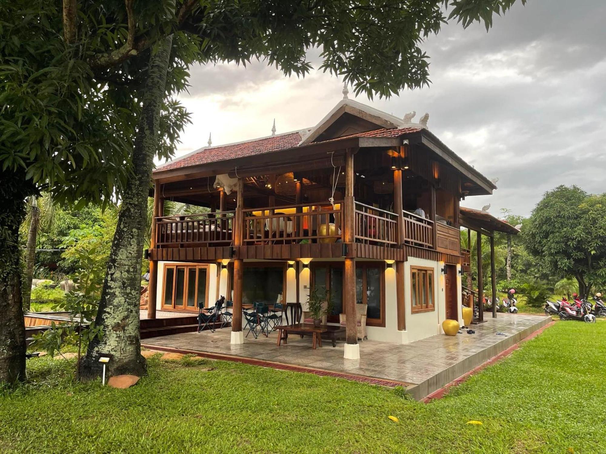 Devi Kampot Resort At Phum Kampot Room photo